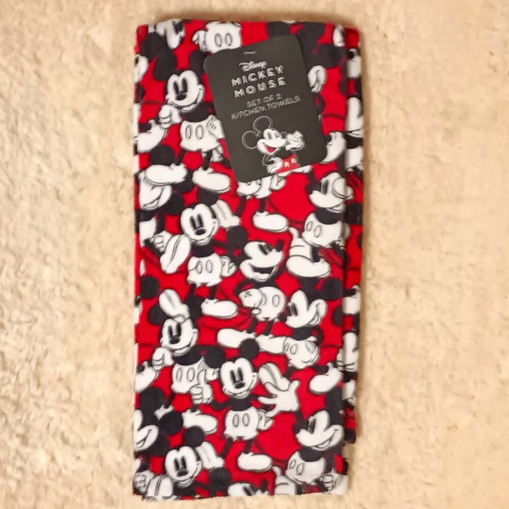 NWT ~ Disney Mickey Mouse Kitchen Towels (Set of 2)